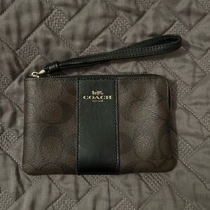 Coach Corner Zip Wristlet